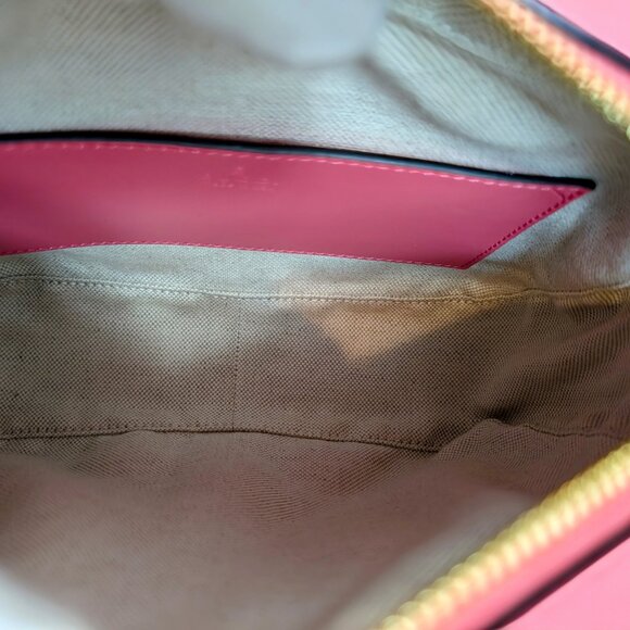 Gucci GG Hot Pink Matelasse Leather Double-Strap Camera Bag - Picture 14 of 16